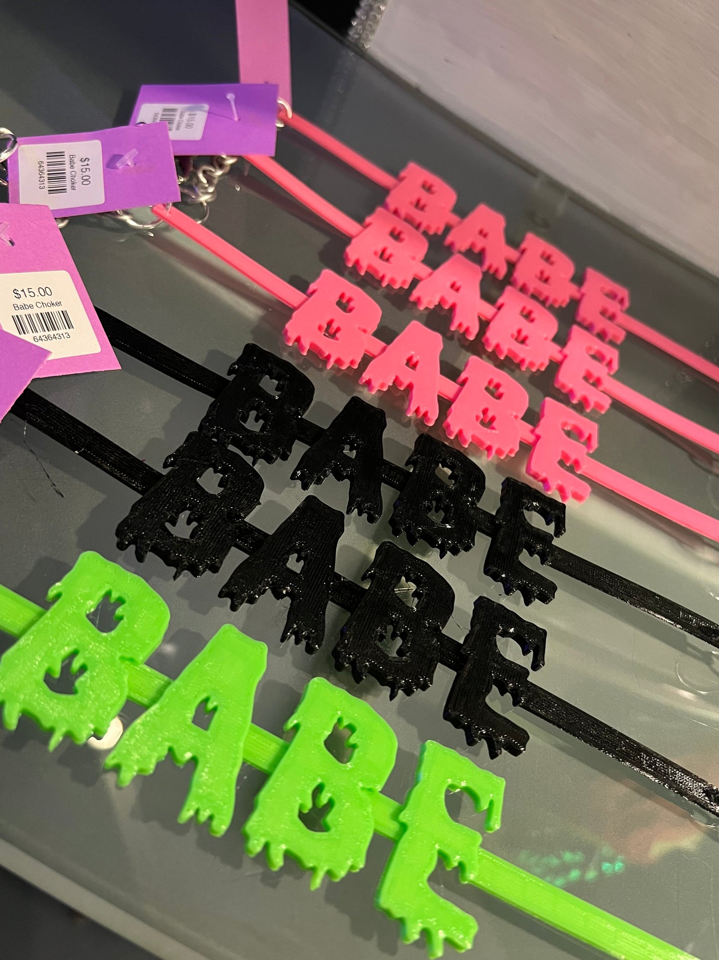 Babe Choker