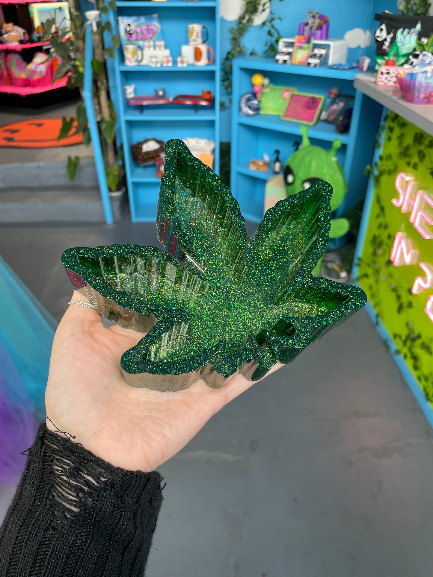 Weed Leaf Trinket Tray