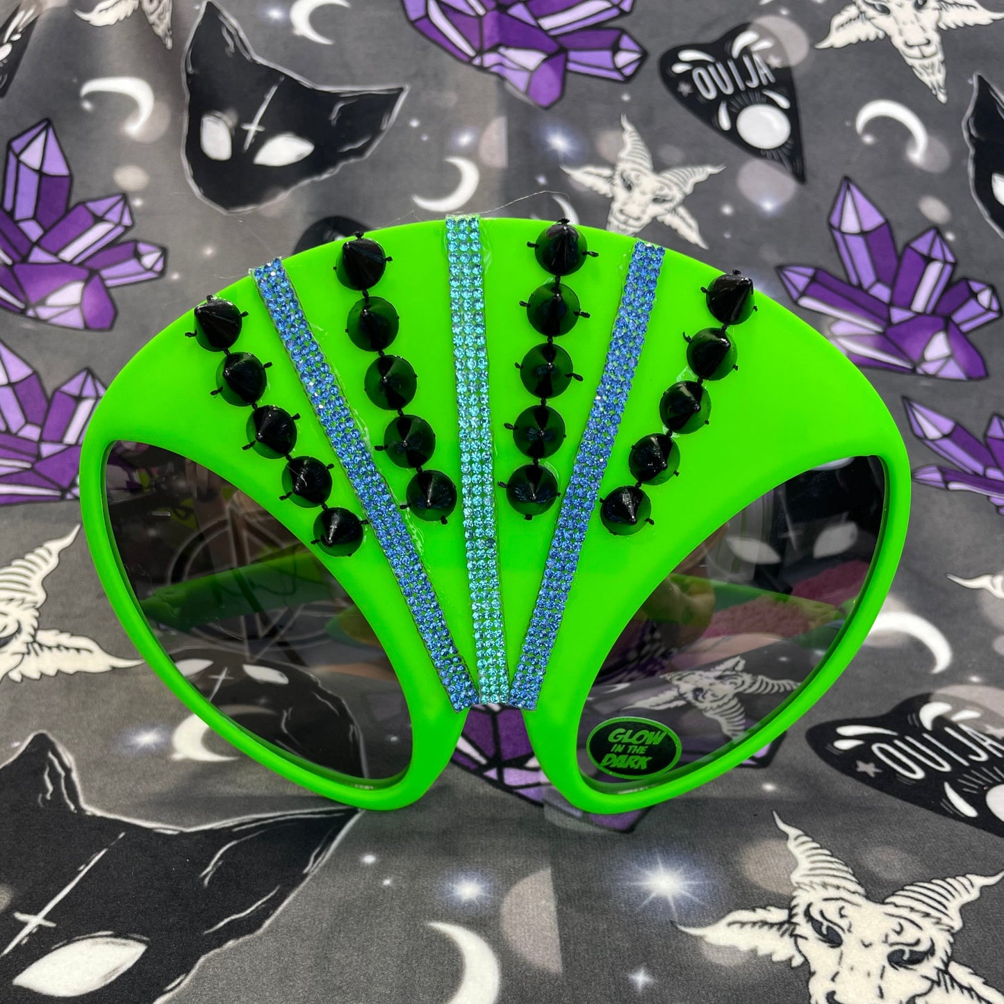 Decorated Alien Sunglasses