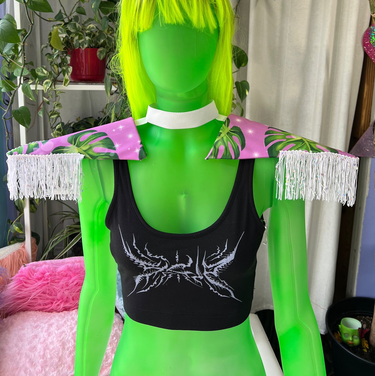 Monstera Epaulettes
