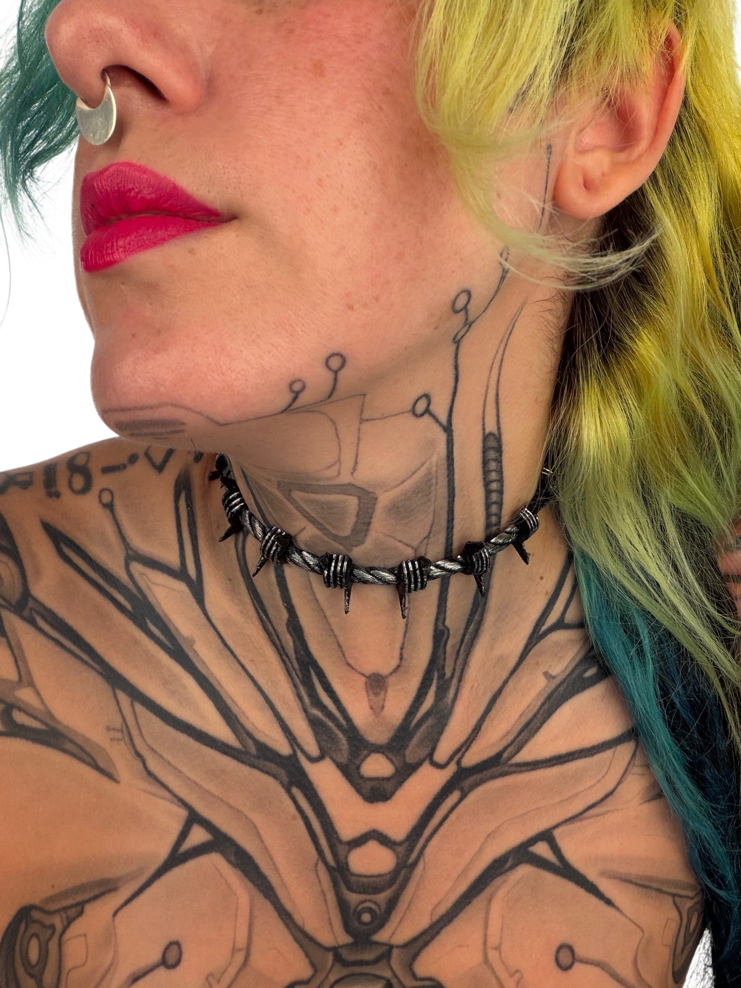 Barbed Wire Choker