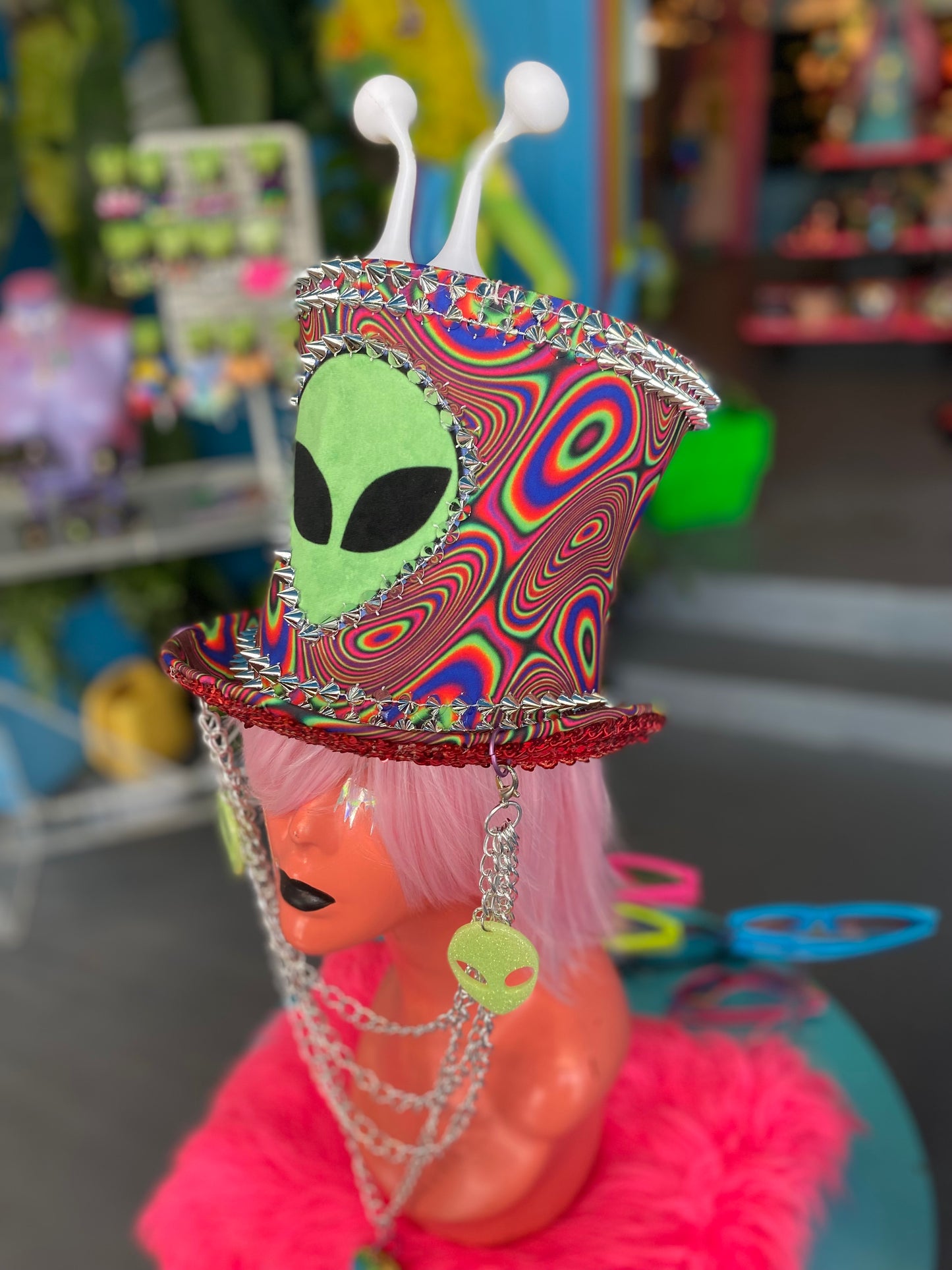 Trippy Alien Top Hat