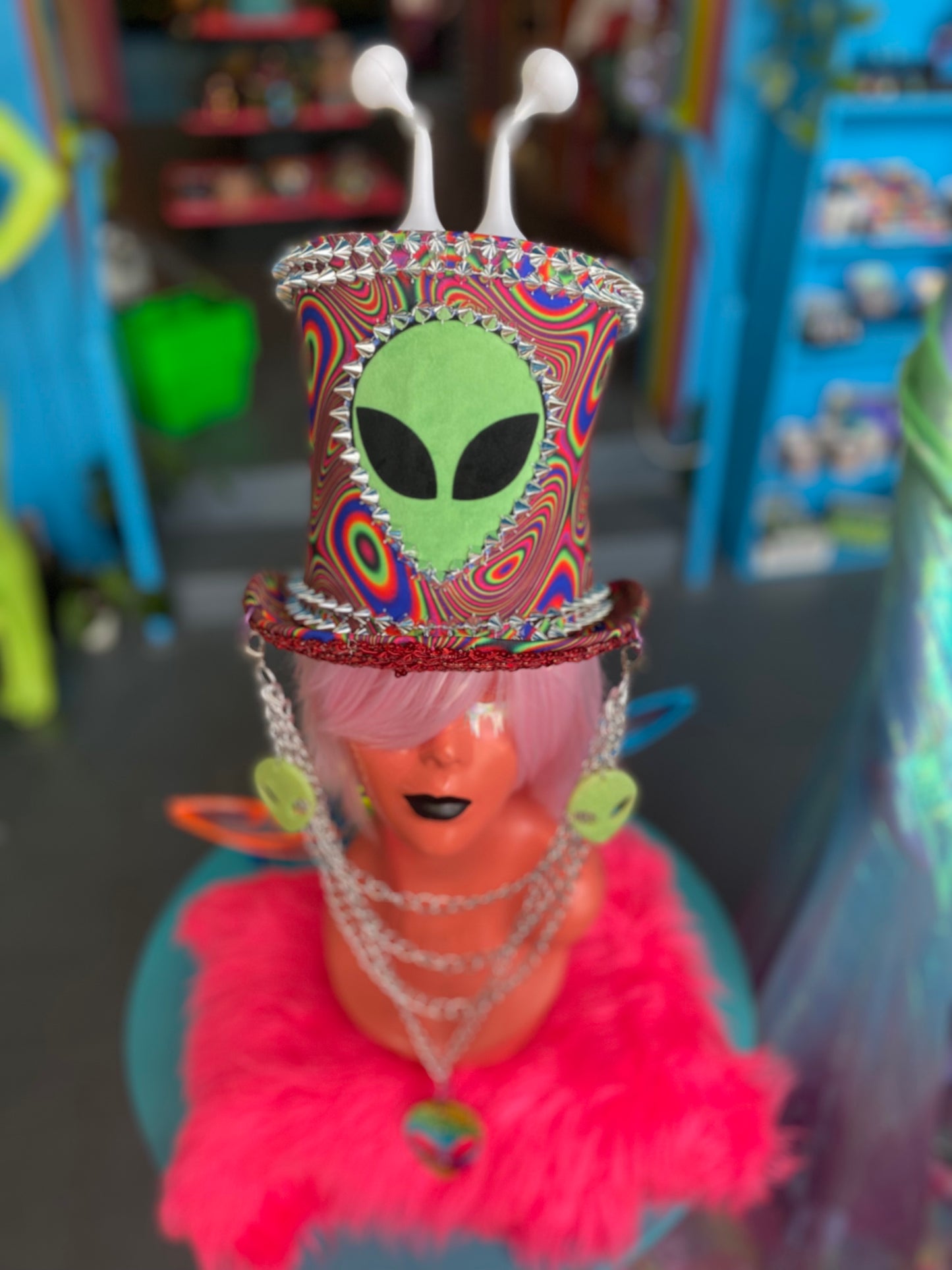 Trippy Alien Top Hat