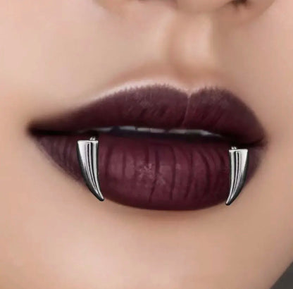 Lip Fangs